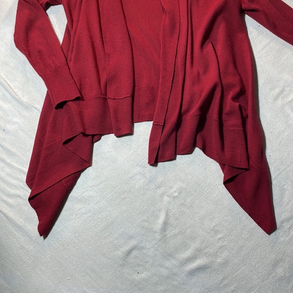 H & M brick red open front, high low sweater. Long sleeve size M/L - Picture 3 of 4